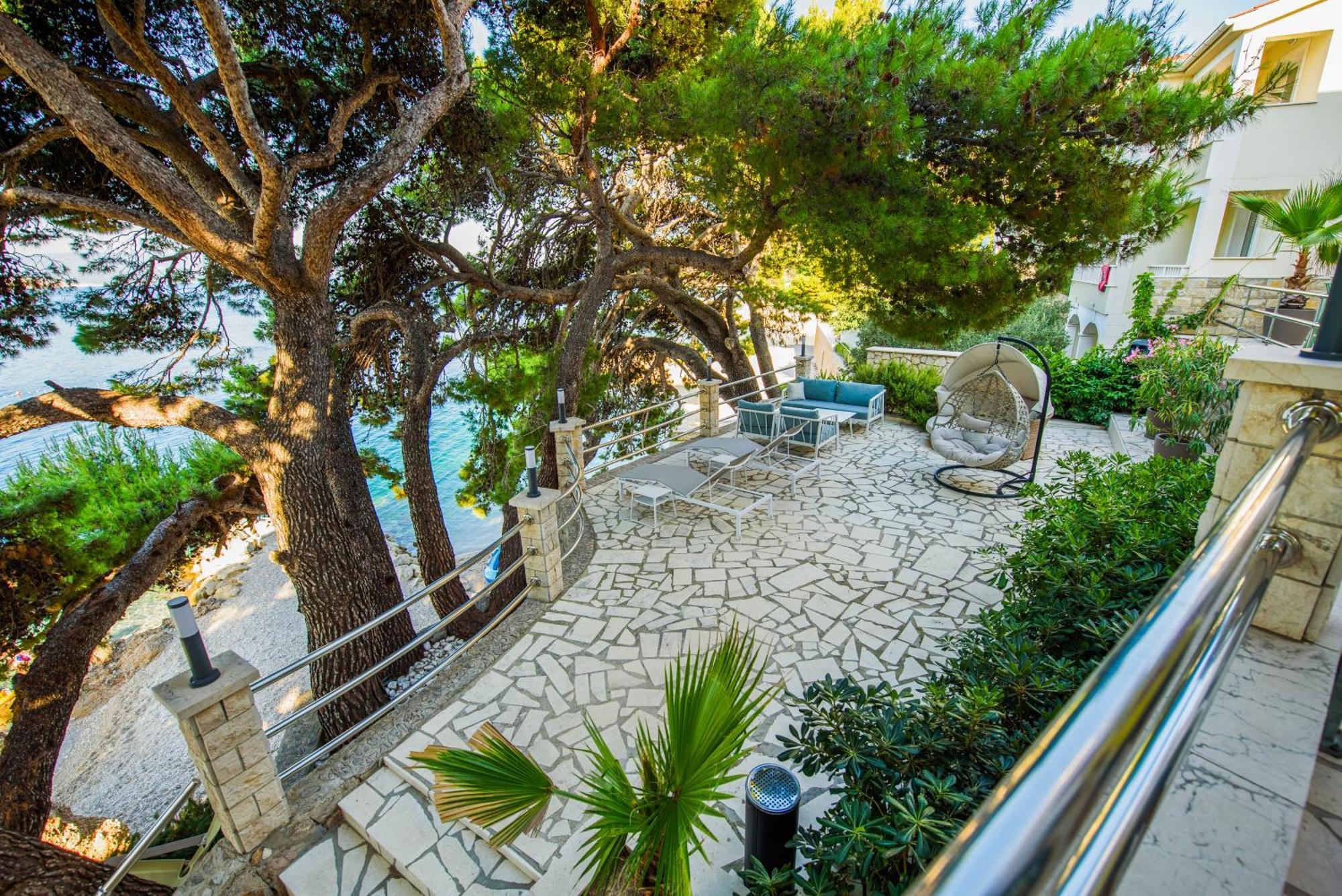 More Medici Apartments Omiš Exterior foto